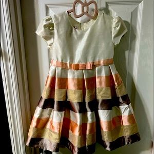 Jessica Ann cream and pink Dress size 4t